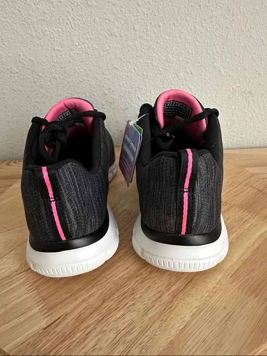 Skechers Track Womens Walking Shoes - Picture 5 of 6